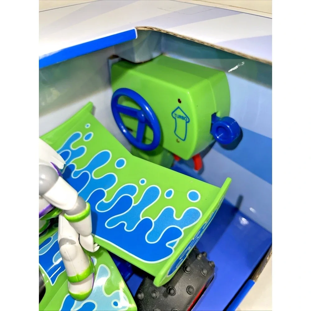 Disney Pixar Toy Story Turbo Buggy R/C Buzz Lightyear Remote Control Car 2.4 Ghz